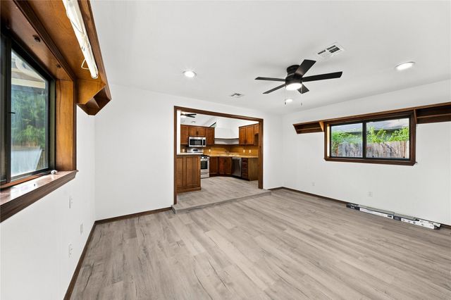 17703 S Tacoma Street, Mounds, OK 74047