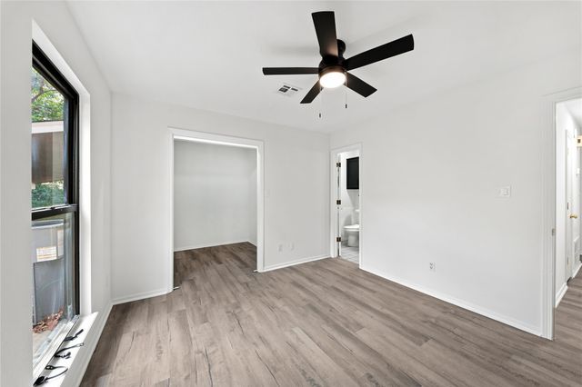 17703 S Tacoma Street, Mounds, OK 74047
