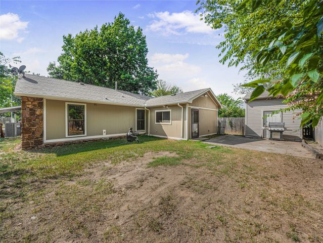 17703 S Tacoma Street, Mounds, OK 74047