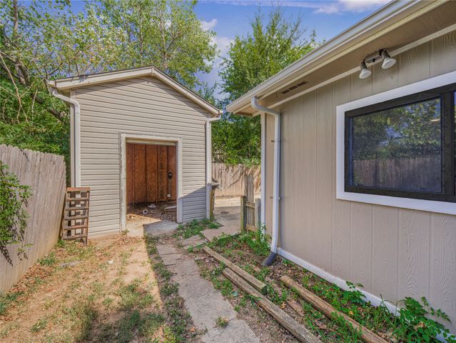 17703 S Tacoma Street, Mounds, OK 74047