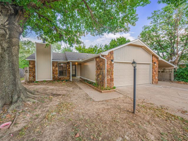 17703 S Tacoma Street, Mounds, OK 74047