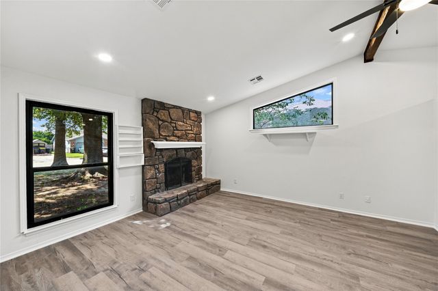 17703 S Tacoma Street, Mounds, OK 74047