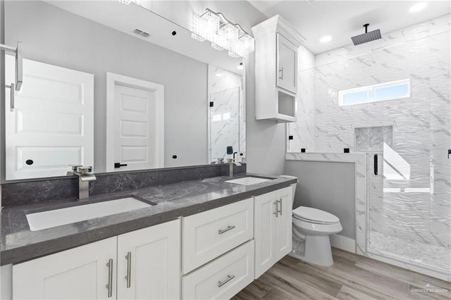 415 Serg Loop, Alamo, TX 78516