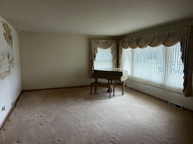 8636 40th Street, Lyons, IL 60534