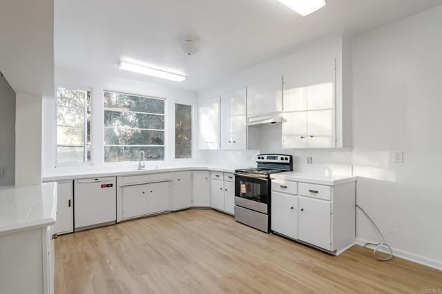 1571 Granite Hills Dr, El Cajon, CA 92019