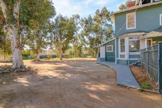 1571 Granite Hills Dr, El Cajon, CA 92019