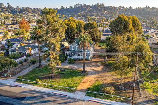 1571 Granite Hills Dr, El Cajon, CA 92019