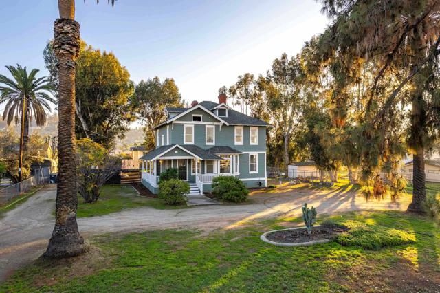 1571 Granite Hills Dr, El Cajon, CA 92019