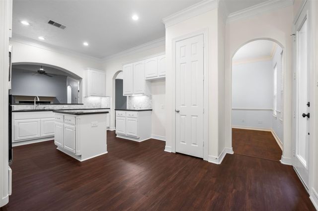 1518 Olive Park, Houston, TX 77077