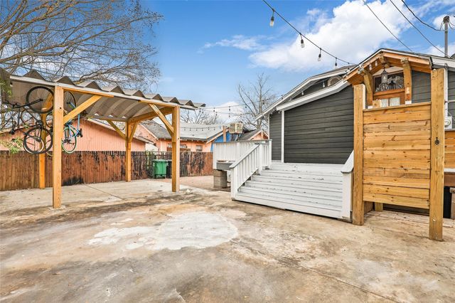 4731 Woodside Street, Houston, TX 77023