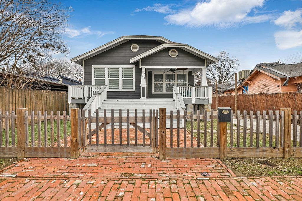 4731 Woodside Street, Houston, TX 77023