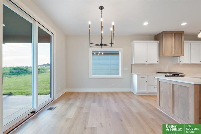 5920 N 208th Street, Elkhorn, NE 68022