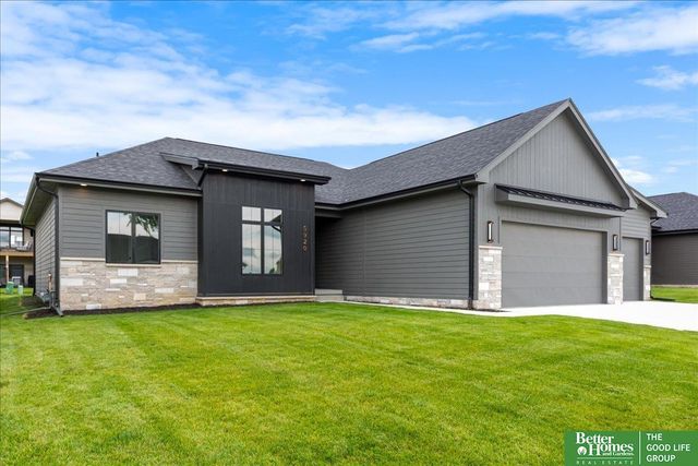 5920 N 208th Street, Elkhorn, NE 68022