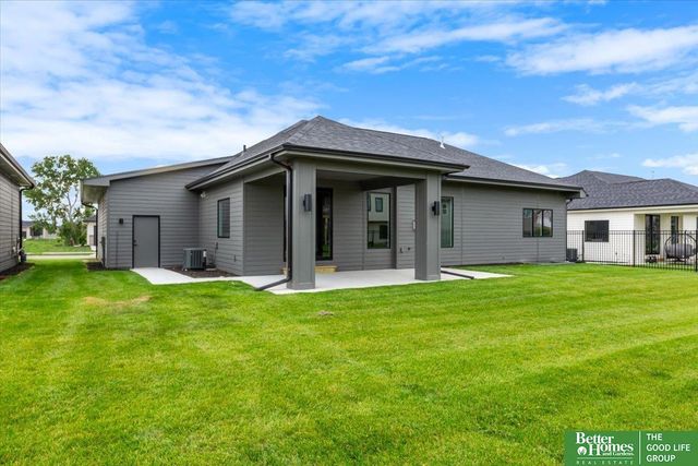 5920 N 208th Street, Elkhorn, NE 68022