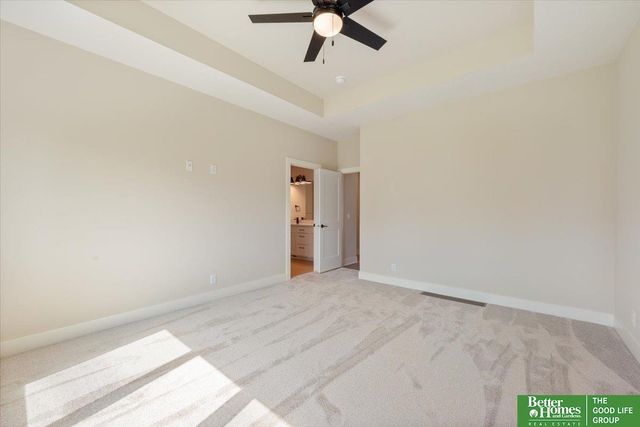 5920 N 208th Street, Elkhorn, NE 68022