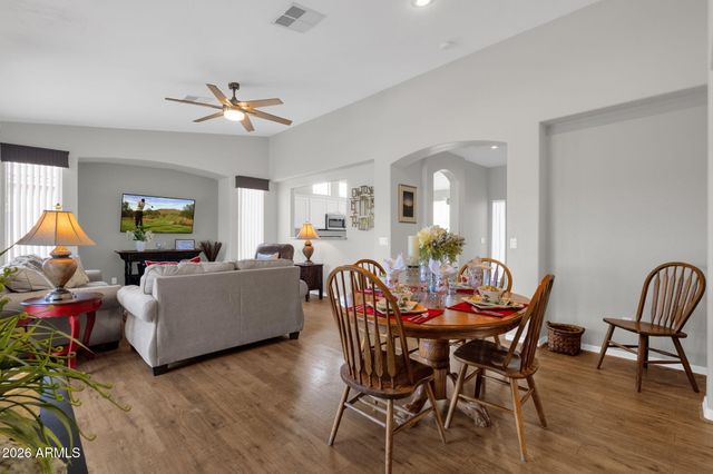 4482 E SYCAMORE Drive, Gilbert, AZ 85298