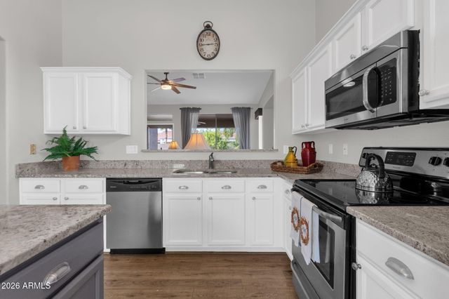 4482 E SYCAMORE Drive, Gilbert, AZ 85298