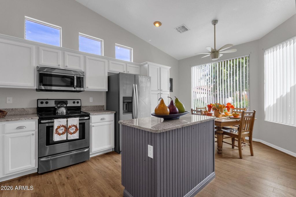 4482 E SYCAMORE Drive, Gilbert, AZ 85298 — photo 4