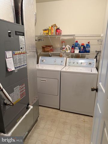 856 MELISSA CT, Enola, PA 17025