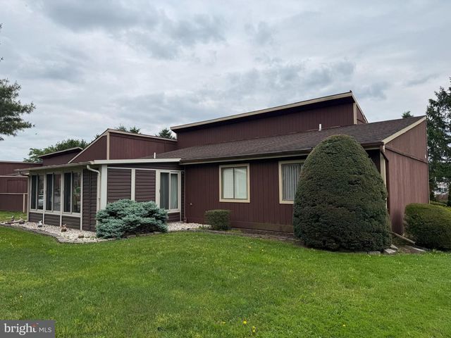 856 MELISSA CT, Enola, PA 17025