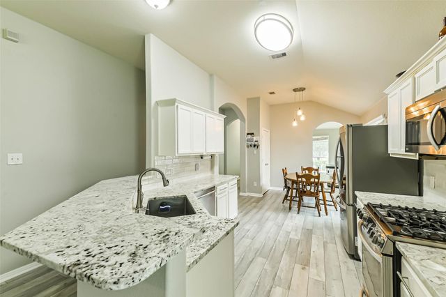 18606 Walden Glen Circle, Humble, TX 77346