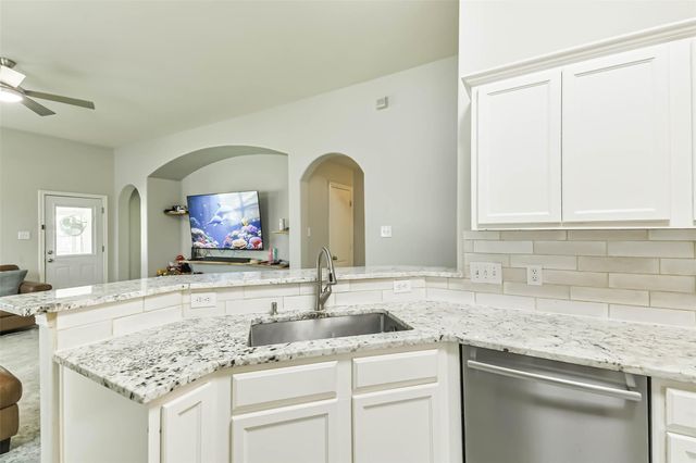 18606 Walden Glen Circle, Humble, TX 77346