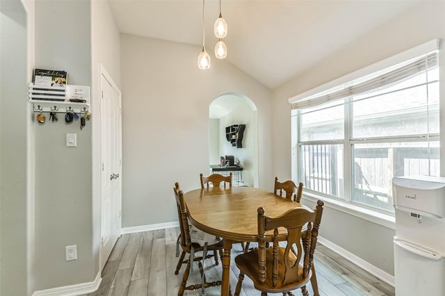 18606 Walden Glen Circle, Humble, TX 77346
