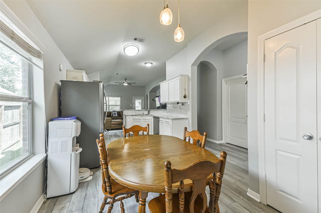 18606 Walden Glen Circle, Humble, TX 77346