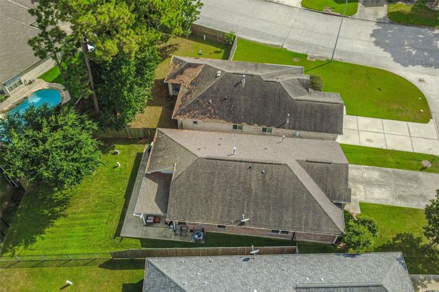 18606 Walden Glen Circle, Humble, TX 77346