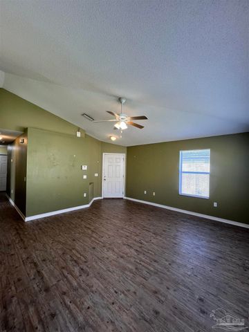 120 Nivana Dr, Crestview, FL 32536