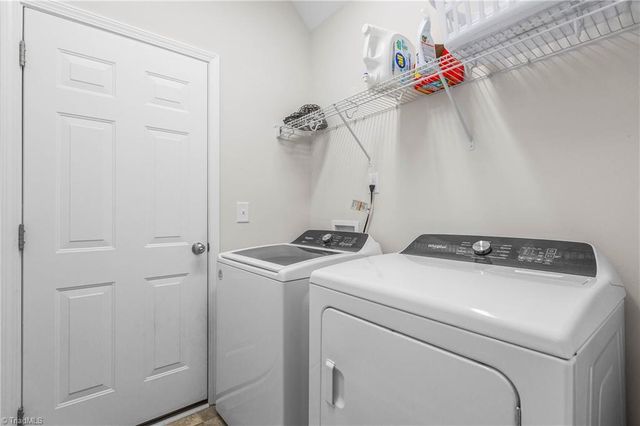 3538 River Farm Drive, Kernersville, NC 27284