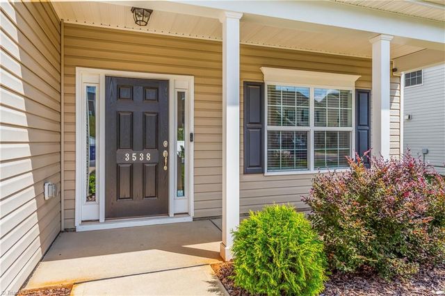 3538 River Farm Drive, Kernersville, NC 27284