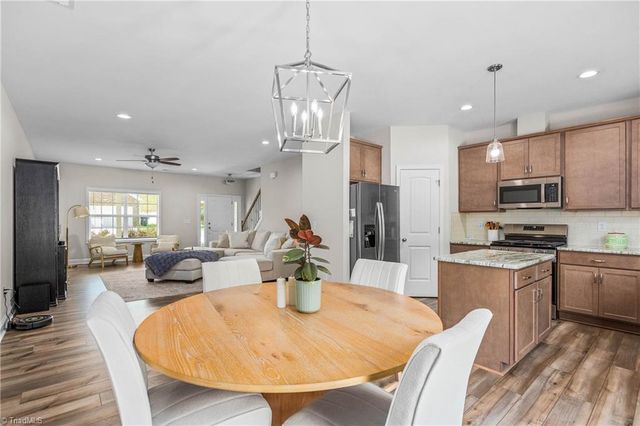 3538 River Farm Drive, Kernersville, NC 27284