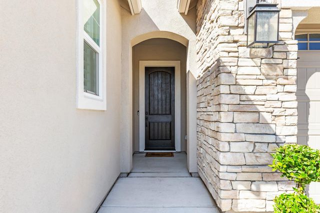 2965 Cammie Ln, Lodi, CA 95242