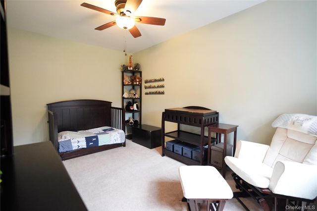 50 Brompton Road 3C, Great Neck, NY 11021