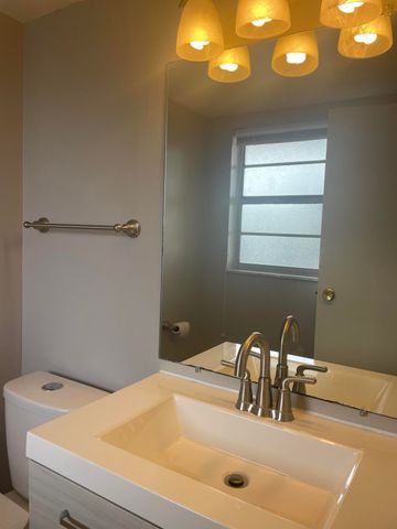 1 Abbey Lane 205, Delray Beach, FL 33446