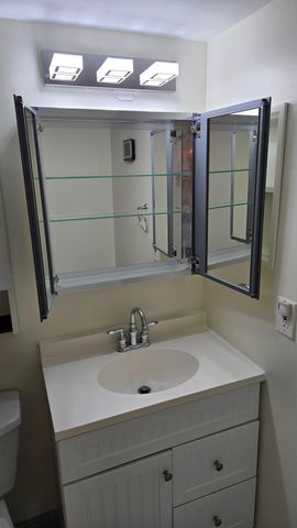 1 Abbey Lane 205, Delray Beach, FL 33446