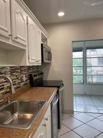 1 Abbey Lane 205, Delray Beach, FL 33446
