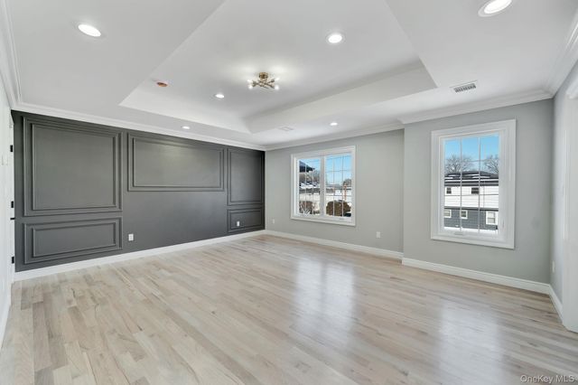 2105 Hoffman Avenue, Elmont, NY 11003