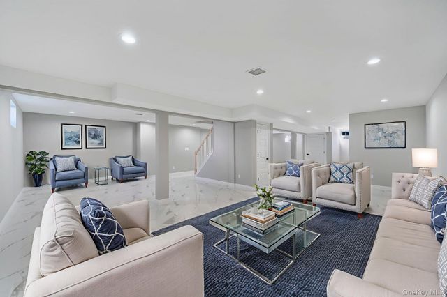 2105 Hoffman Avenue, Elmont, NY 11003