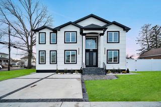 2105 Hoffman Avenue, Elmont, NY 11003