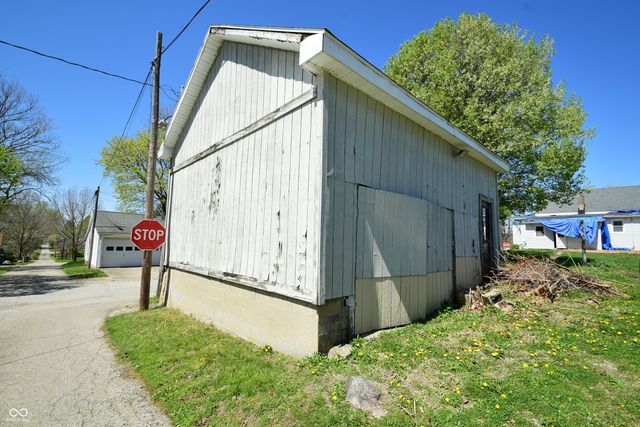 501 E Main Street, Lewisville, IN 47352
