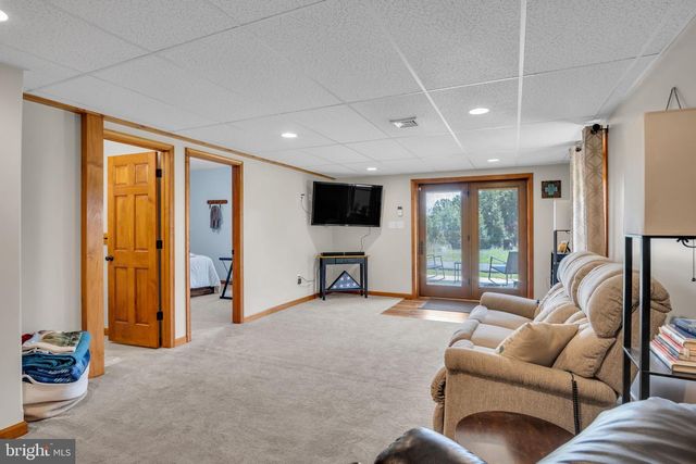 147 WHISKEY SPRINGS RD, Dillsburg, PA 17019