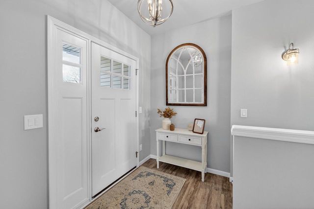 7109 Reston Heights Drive, Madison, WI 53718