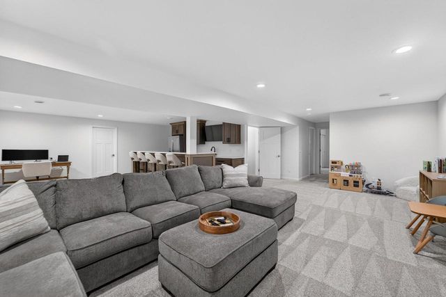 7109 Reston Heights Drive, Madison, WI 53718