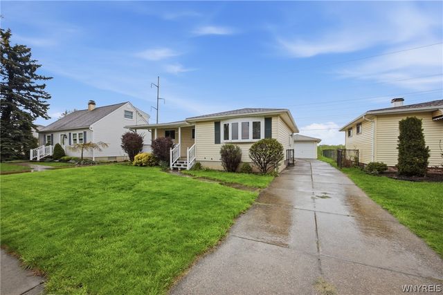 89 Satinwood Drive, Cheektowaga, NY 14225