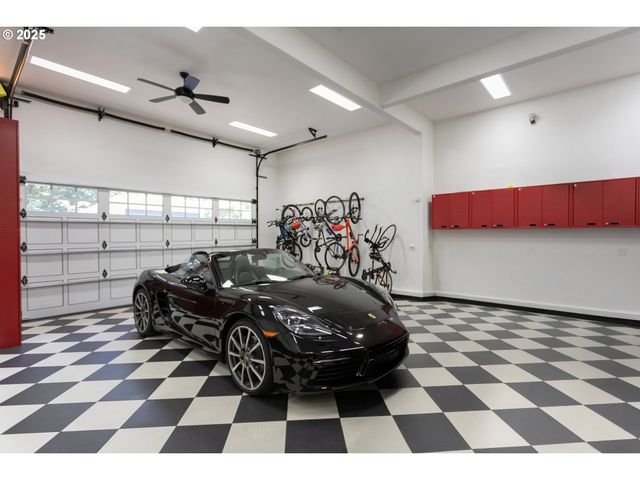 17677 WESTVIEW Dr, Lake Oswego, OR 97034