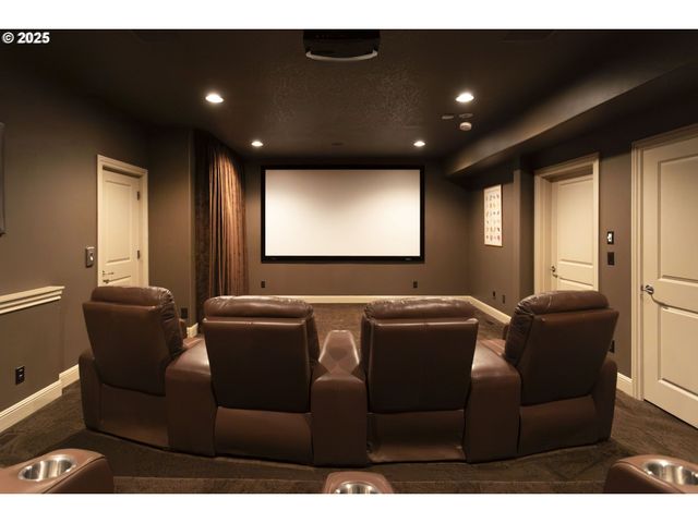 17677 WESTVIEW Dr, Lake Oswego, OR 97034