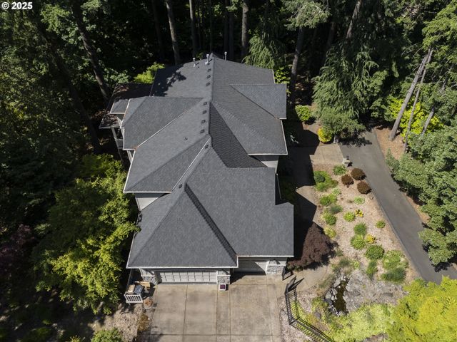17677 WESTVIEW Dr, Lake Oswego, OR 97034