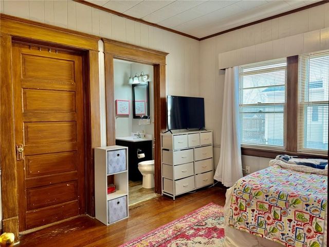 221 W 7th Street, Maryville, MO 64468